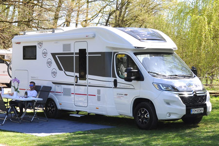 Najem avtodoma Adria Matrix Plus 670 SC