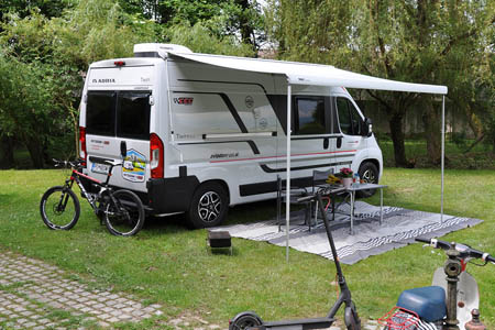 Najem avtodoma Adria Twin 600 SP Family/Pograd