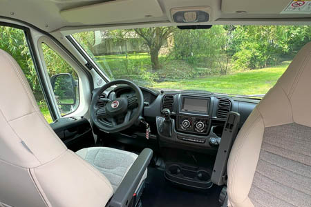 Najem avtodoma Adria Twin 600 SP Family/Pograd