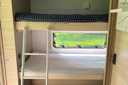 Najem počitniške prikolice Adria Altea 542 PK